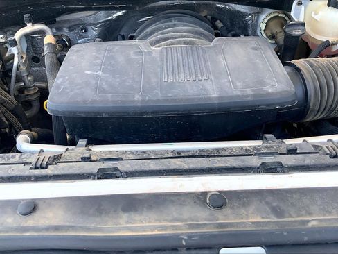 Used 2023 Chevrolet Silverado 1500 W/T w/ WT Value Package AWD/4WD image 33