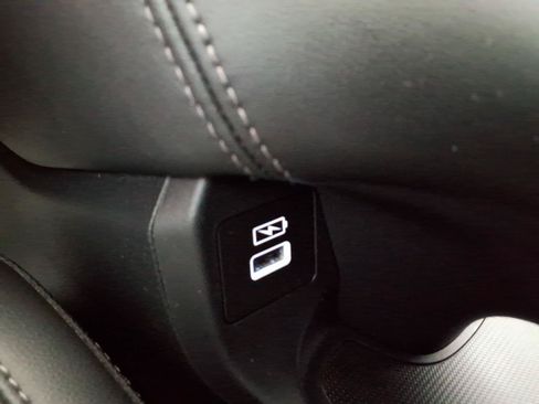 Certified 2023 Honda HR-V EX-L image 29