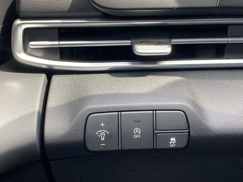 New 2026 Hyundai Elantra SE w/ Cargo Package FWD image 10