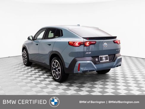 Certified 2025 BMW X2 xDrive28i w/ Premium Package image 3