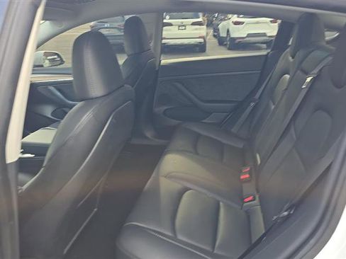 Used 2023 Tesla Model 3 Standard Range RWD image 7