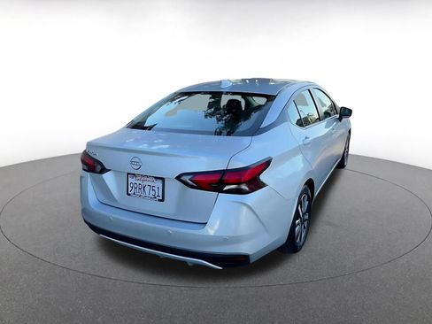 Used 2025 Nissan Versa SV image 12