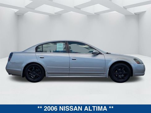 Used 2006 Nissan Altima 2.5 S w/ (P01) Special Edition Pkg image 3