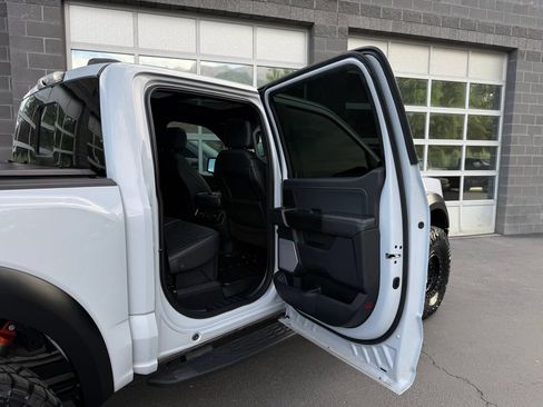 Used 2025 Ford F150 Raptor AWD/4WD image 42