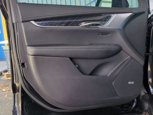 Certified 2023 Cadillac XT6 Premium Luxury FWD image 26