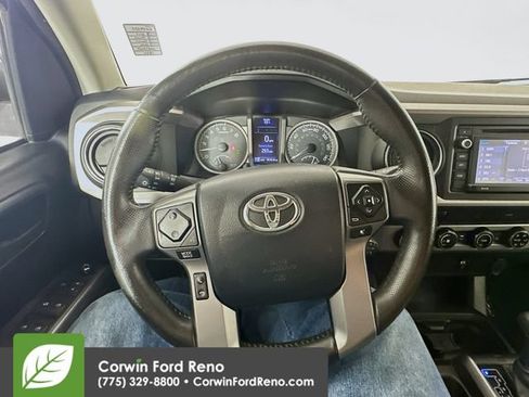 Used 2017 Toyota Tacoma SR5 w/ Tow Package AWD/4WD image 14