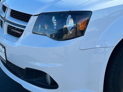 Used 2019 Dodge Grand Caravan GT image 10