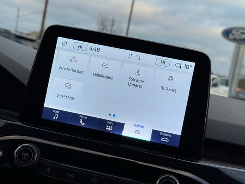 Certified 2025 Ford Escape ST-Line Elite image 23