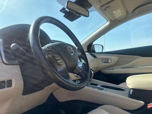 Used 2021 Nissan Murano SV FWD image 34