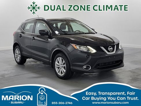 Used 2017 Nissan Rogue Sport SV w/ SV Premium Package image 1