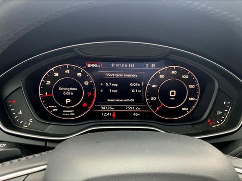 Used 2018 Audi Q5 2.0T Premium Plus w/ Premium Plus Package image 26