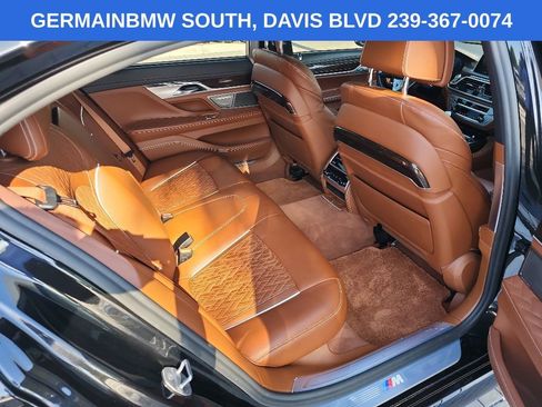 Used 2021 BMW 750i xDrive w/ Executive Package AWD/4WD image 12