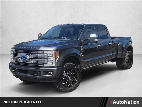 Used 2018 Ford F350 Platinum w/ Platinum Ultimate Package AWD/4WD image 1
