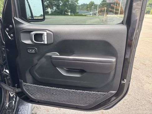 Used 2021 Jeep Wrangler Unlimited Sport image 11