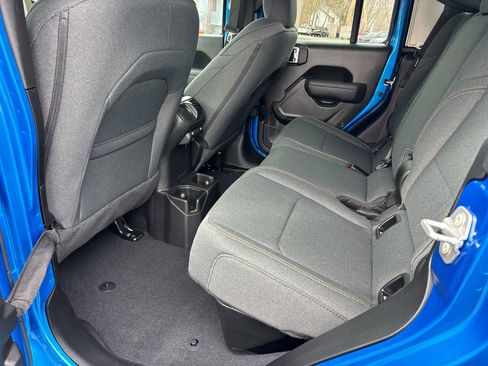 New 2026 Jeep Gladiator Sport image 5