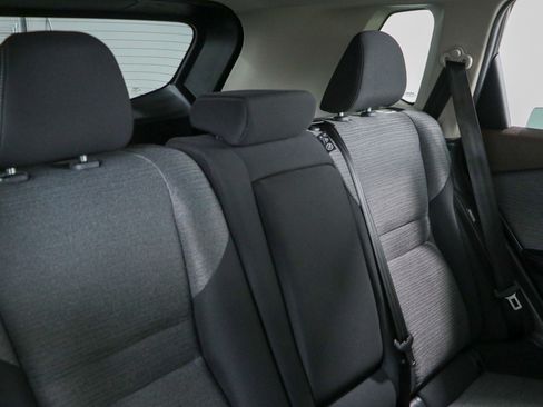 Used 2023 Nissan Rogue SV FWD image 27