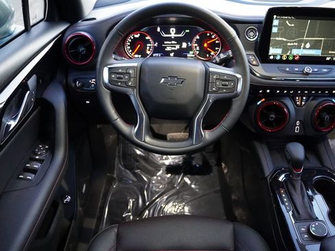 Certified 2025 Chevrolet Blazer RS image 19
