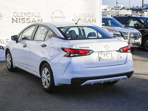 Certified 2025 Nissan Versa S w/ Trunk Package image 6