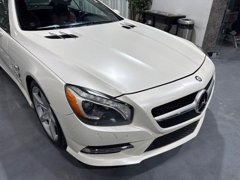 Used 2013 Mercedes-Benz SL 550 w/ Premium Pkg image 25