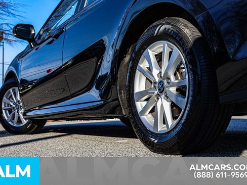 Used 2025 Toyota Camry LE image 16