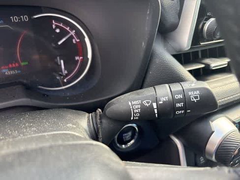 Used 2024 Toyota RAV4 XLE Premium image 17