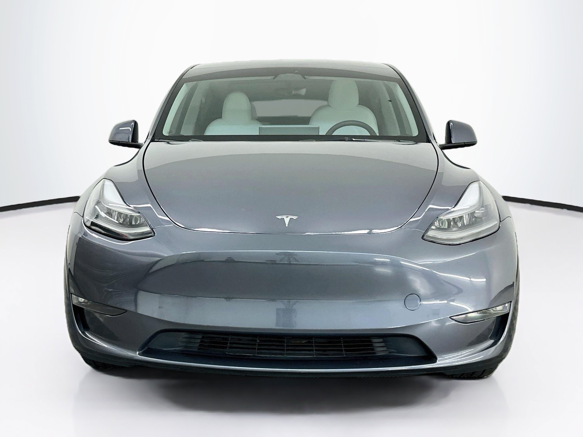 Used 2023 Tesla Model Y Long Range AWD/4WD image 2