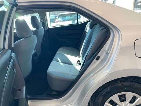 Used 2017 Toyota Corolla L w/ Carpet Mat Package (TMS) image 11