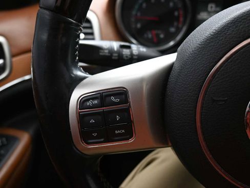 Used 2011 Jeep Grand Cherokee Overland Summit image 15