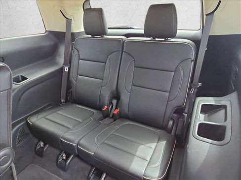 Used 2021 GMC Acadia Denali w/ Denali Technology Package FWD image 20