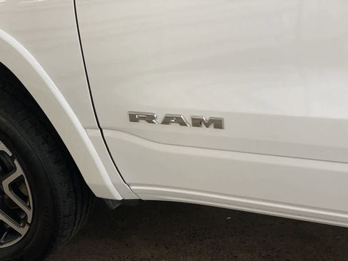 Used 2025 RAM 1500 Laramie image 10