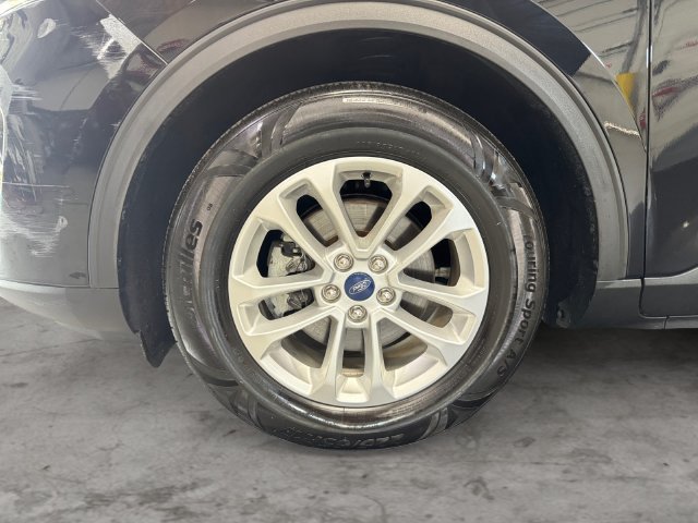 Used 2020 Ford Escape SE FWD image 24