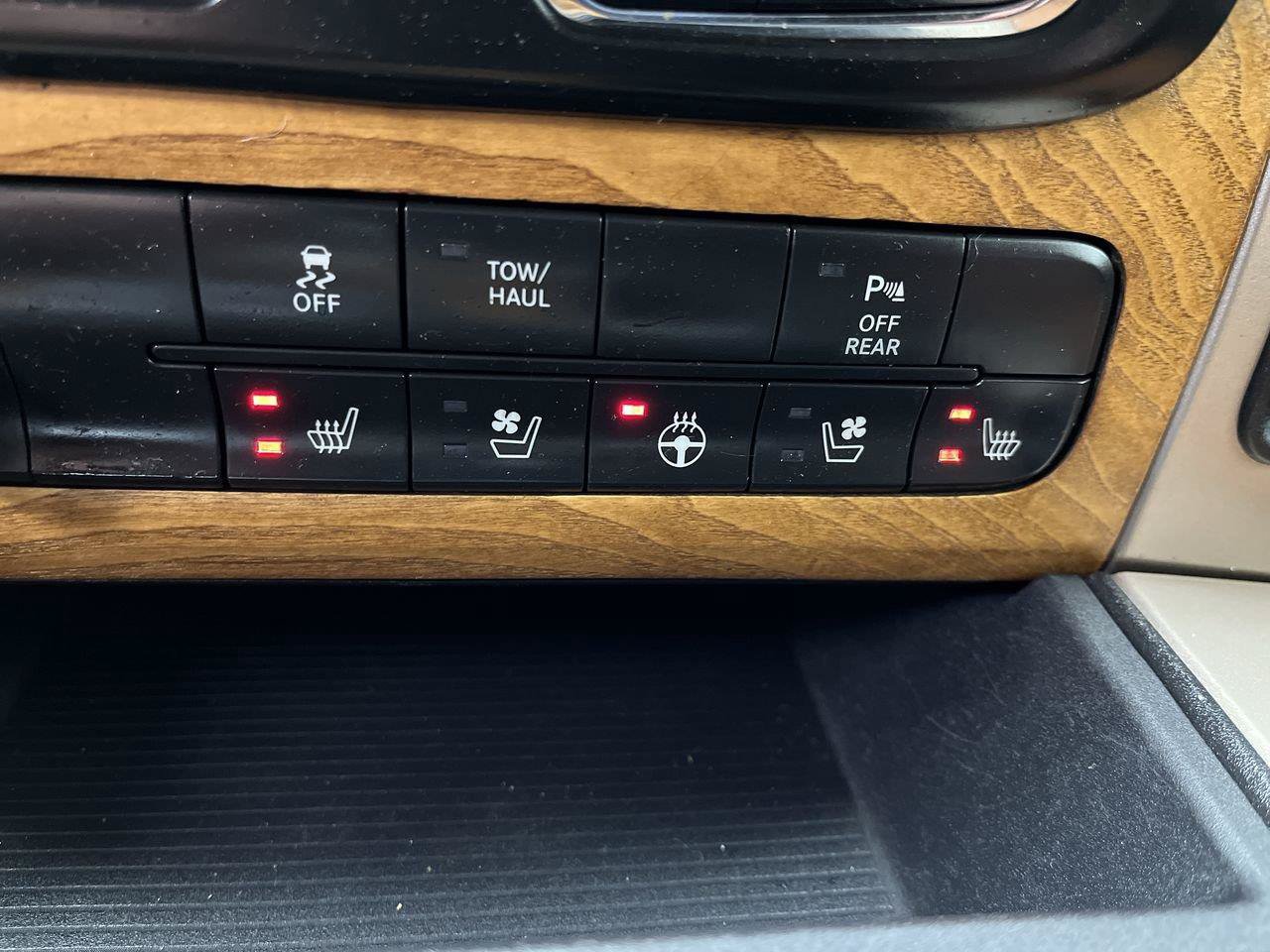 Used 2017 RAM 1500 Laramie Longhorn AWD/4WD image 22