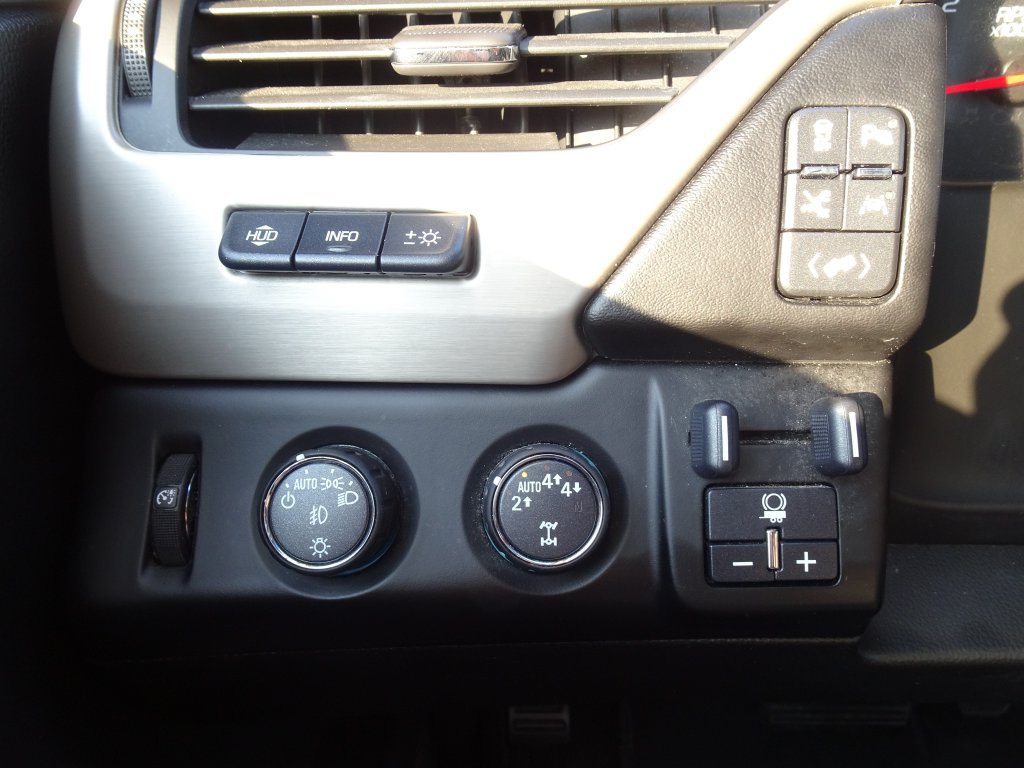 Used 2018 GMC Yukon Denali AWD/4WD image 29