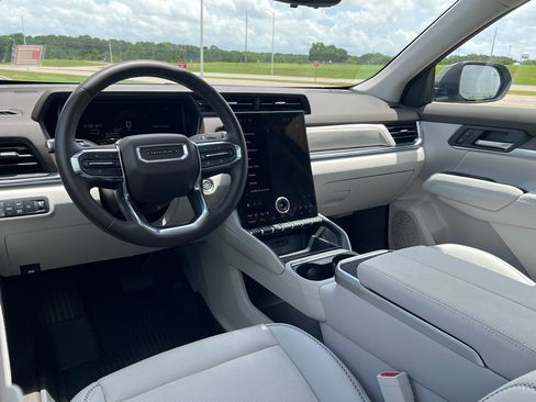 Used 2026 GMC Terrain Denali w/ LPO, Floor Liner Package AWD/4WD image 18