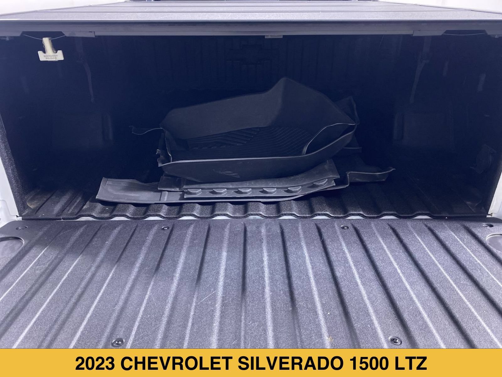 Certified 2023 Chevrolet Silverado 1500 LTZ AWD/4WD image 14