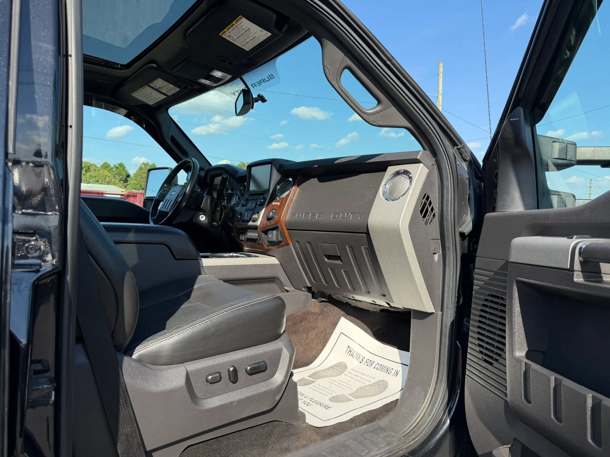 Used 2013 Ford F450 Lariat w/ Lariat Ultimate Pkg AWD/4WD image 26