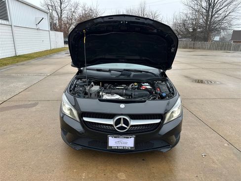 Used 2014 Mercedes-Benz CLA 250 image 11