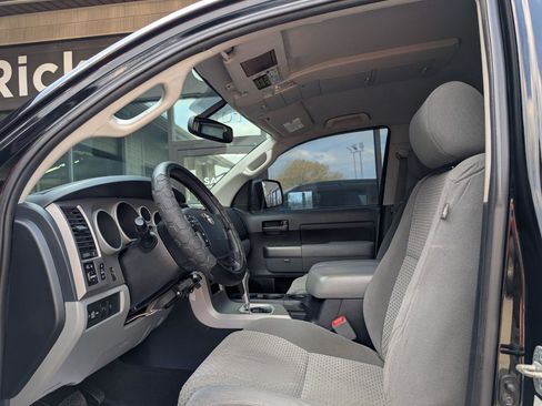 Used 2013 Toyota Tundra 4x4 CrewMax w/ TRD Off-Road Pkg image 13