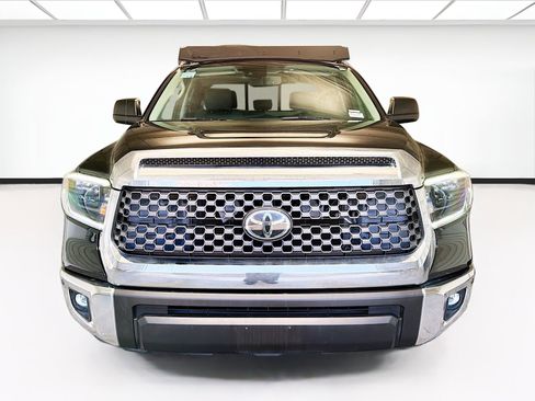 Used 2019 Toyota Tundra SR5 AWD/4WD image 2