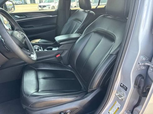 Used 2024 Jeep Grand Cherokee Limited 4xe AWD/4WD image 29