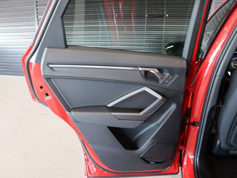 New 2025 Audi Q3 2.0T Premium Plus image 29