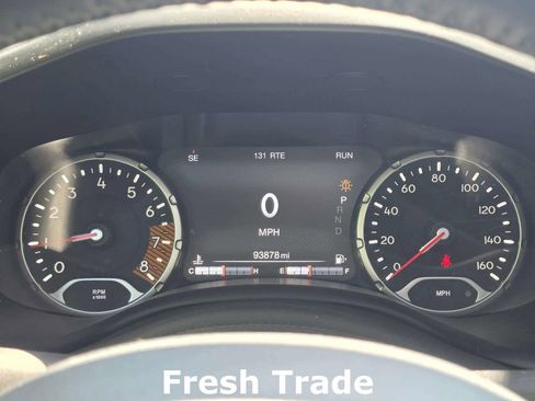 Used 2021 Jeep Renegade Latitude w/ Sun & Sound Group AWD/4WD image 12