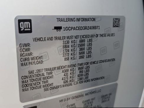 Used 2024 Chevrolet Silverado 1500 LT image 27