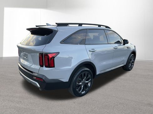 Used 2022 Kia Sorento X-Line EX AWD/4WD image 3
