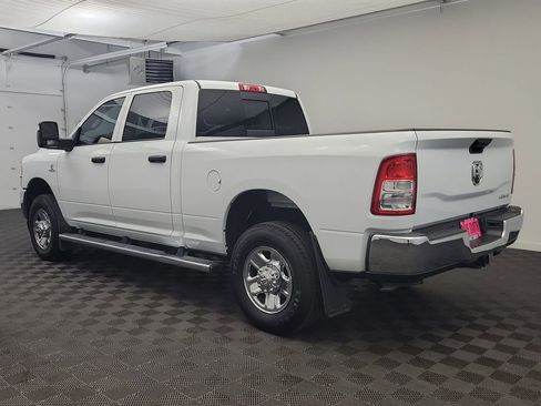 Used 2024 RAM 3500 Tradesman w/ Chrome Appearance Group image 3