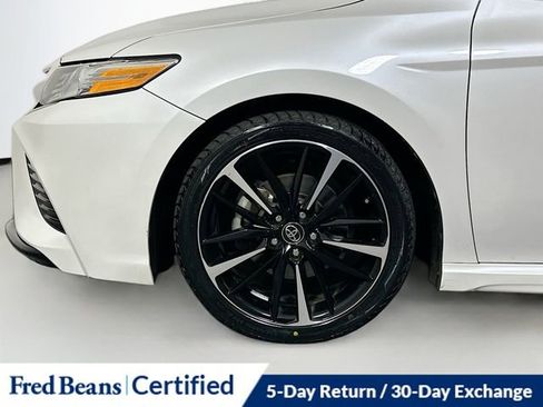 Used 2020 Toyota Camry XSE image 32