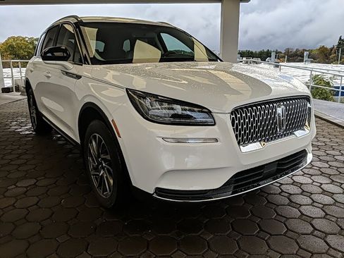 Certified 2021 Lincoln Corsair FWD w/ Equipment Group 101A image 3