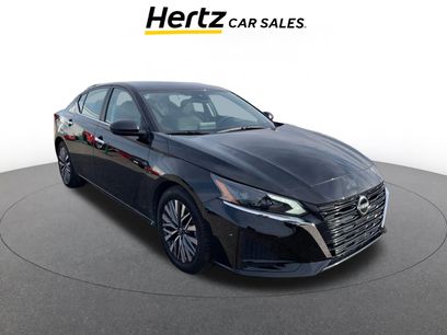 Used 2025 Nissan Altima 2.5 SV