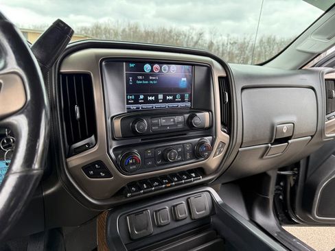 Used 2018 GMC Sierra 3500 Denali w/ Duramax Plus Package image 26