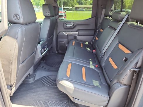 Used 2020 GMC Sierra 1500 AT4 w/ AT4 Premium Package image 16